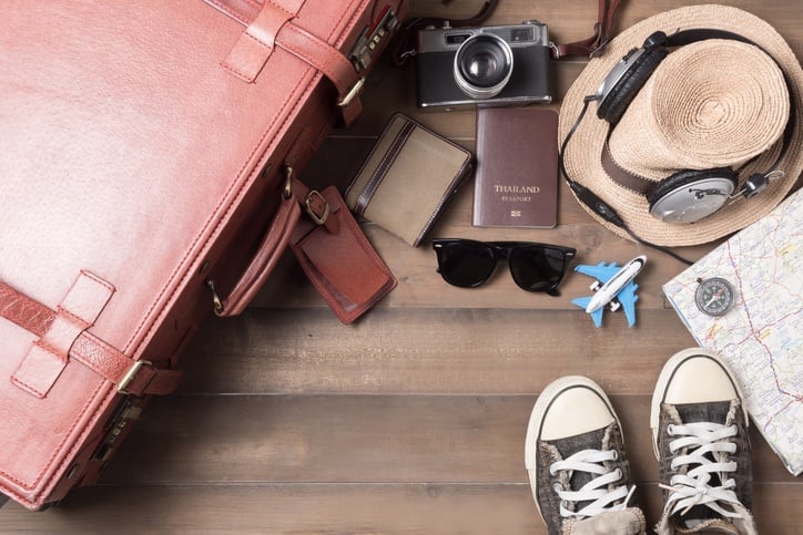 L’art de préparer sa valise pour un voyage d’affaires: chaussures, ceintures, et autres